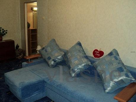 Apartments for rent by the hour and one-bedroom apartment on