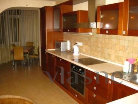 apartment on Forest, Saint Petersburg - apartment by the day