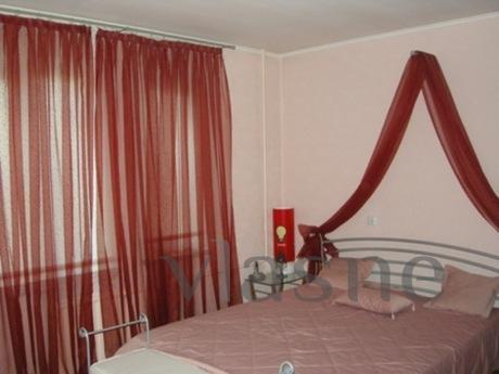 From a private individual. The apartment is renovated. There