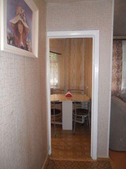 Apartment in the city center near the tr, Volgograd - apartment by the day