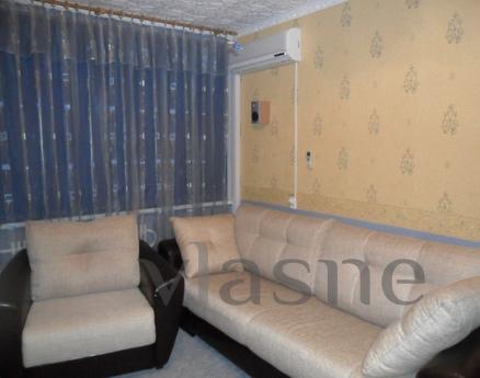 Studio apartment, renovated, new windows (blinds), kitchen (