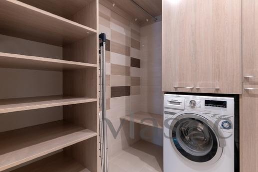 3-room Gogol 51, Novosibirsk - apartment by the day