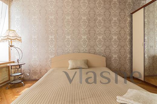 Daily Street Kazanskaya d9, Saint Petersburg - apartment by the day
