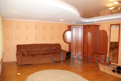 2 rooms (Suite Apartment) City Centre, Cherepovets - apartment by the day