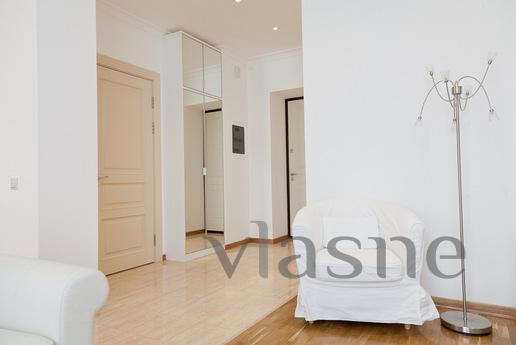 3 minute walk to the Kremlin. Tverskaya, Moscow - apartment by the day