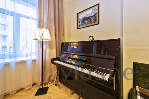 Novy Arbat 2-bedroom apartment, Moscow - apartment by the day