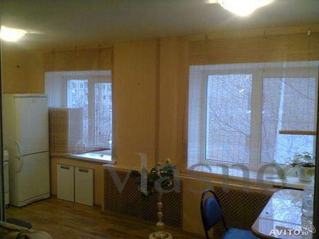 2-bedroom  7 Guards, Volgograd - apartment by the day