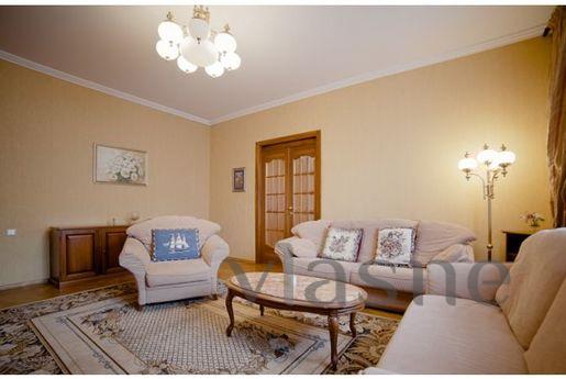 Apartment for rent, Moscow - apartment by the day