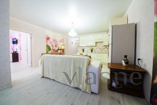 3 bedroom apartment on Pugacheva, Saratov - apartment by the day