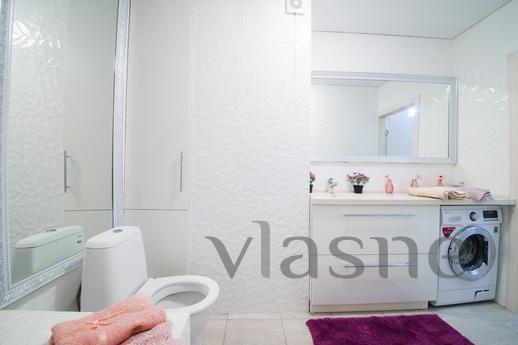 3 bedroom apartment on Pugacheva 3 bedroom apartment on Pugacheva, Saratov - apartment by the day