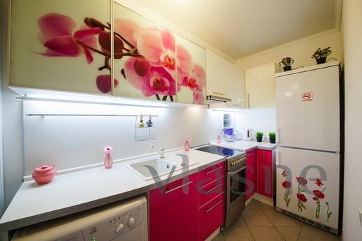 2 bedroom apartment on Sokolova., Saratov - apartment by the day