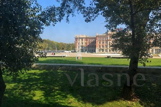 2 bedroom apartment grade 'VIP', Rostov-on-Don - apartment by the day