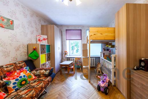 Apartments near the Hermitage, Saint Petersburg - apartment by the day