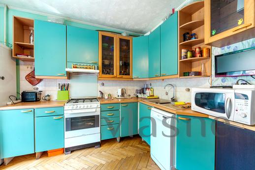 Apartments near the Hermitage, Saint Petersburg - apartment by the day