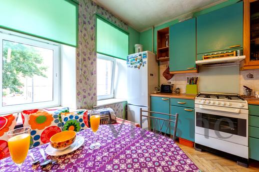 Apartments near the Hermitage, Saint Petersburg - apartment by the day
