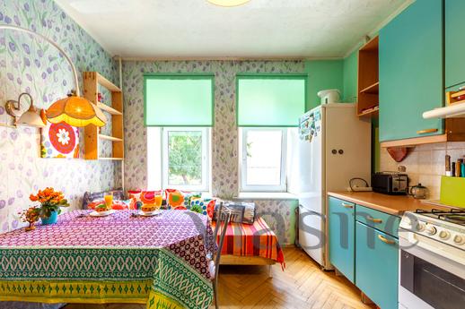 Apartments near the Hermitage, Saint Petersburg - apartment by the day