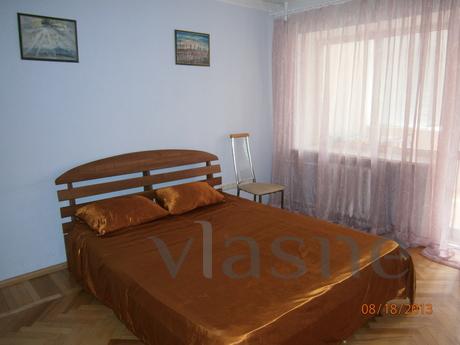 3 bedroom apartment in the Center, Rostov-on-Don - apartment by the day