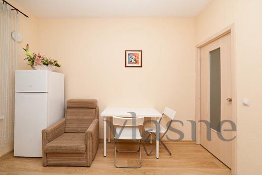 VIZ, New, Yekaterinburg - apartment by the day