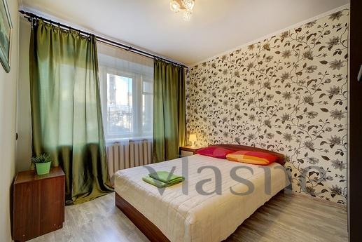 Rent apartments 2-bedroom apartment in the center of St. Pet