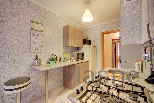 Modern 2 k.kv. in the city center, Saint Petersburg - apartment by the day