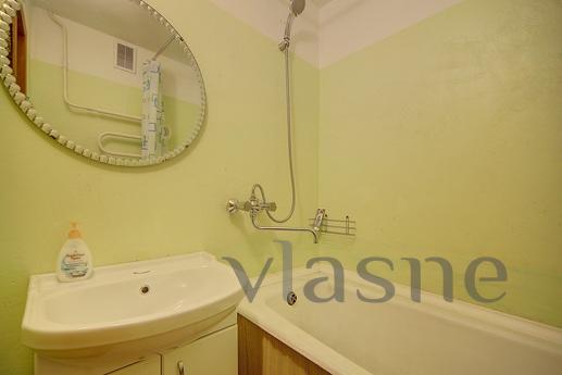Modern 2 k.kv. in the city center, Saint Petersburg - apartment by the day
