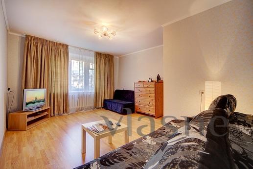 Modern 2 k.kv. in the city center, Saint Petersburg - apartment by the day