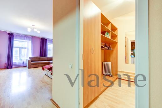 Studio on Nevsky Prospect, Saint Petersburg - apartment by the day