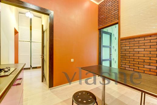2-bedroom apartment near the metro, Saint Petersburg - apartment by the day