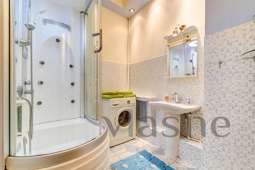 2-bedroom apartment near the metro, Saint Petersburg - apartment by the day