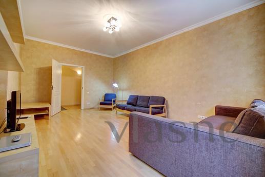 2-bedroom apartment on Rubinstein, Saint Petersburg - apartment by the day