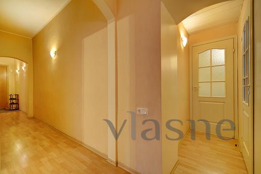 2-bedroom apartment on Rubinstein, Saint Petersburg - apartment by the day
