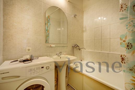 2-bedroom apartment on Rubinstein, Saint Petersburg - apartment by the day