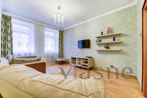 3-bedroom apartment in the center of St., Saint Petersburg - apartment by the day