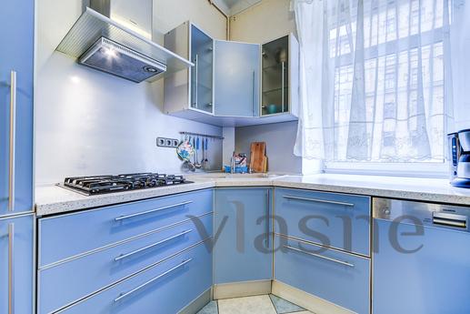 3-bedroom apartment in the center of St., Saint Petersburg - apartment by the day