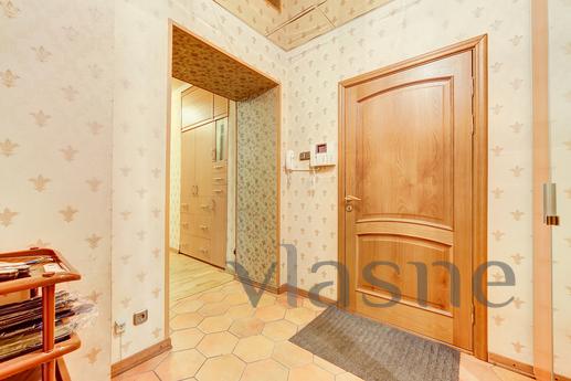 3-bedroom apartment in the center of St., Saint Petersburg - apartment by the day