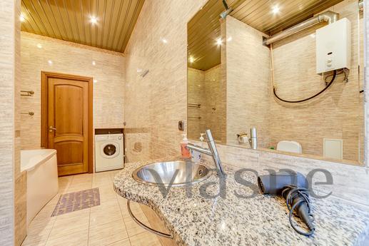 3-bedroom apartment in the center of St., Saint Petersburg - apartment by the day