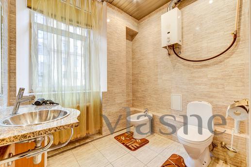 3-bedroom apartment in the center of St., Saint Petersburg - apartment by the day
