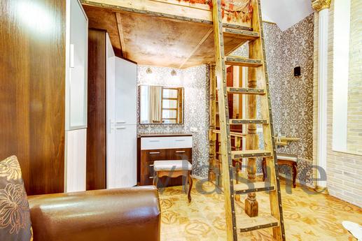 Studio on Nevsky Prospect, Saint Petersburg - apartment by the day