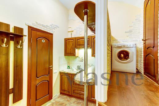 Studio on Nevsky Prospect, Saint Petersburg - apartment by the day