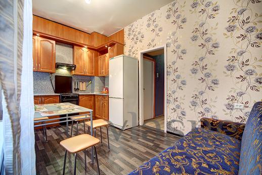 The apartment is on Kovensky Lane, Saint Petersburg - apartment by the day