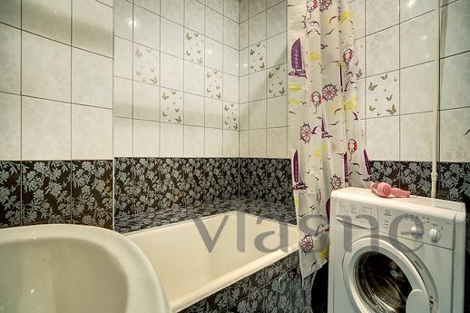The apartment is on Kovensky Lane, Saint Petersburg - apartment by the day