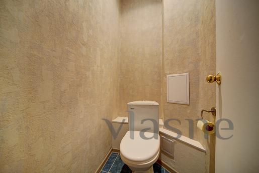 The apartment is on Kovensky Lane, Saint Petersburg - apartment by the day
