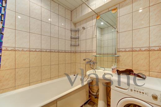 2 bedroom apartment on Marat, Saint Petersburg - apartment by the day