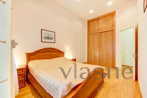 Apartment on Konyushenny Lane, Saint Petersburg - apartment by the day