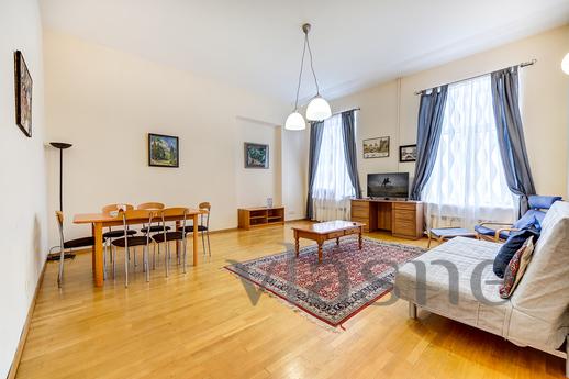 Apartment on Konyushenny Lane, Saint Petersburg - apartment by the day