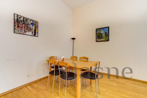Apartment on Konyushenny Lane, Saint Petersburg - apartment by the day