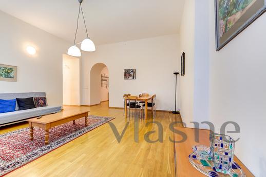 Apartment on Konyushenny Lane, Saint Petersburg - apartment by the day