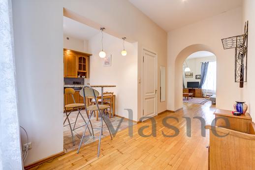 Apartment on Konyushenny Lane, Saint Petersburg - apartment by the day