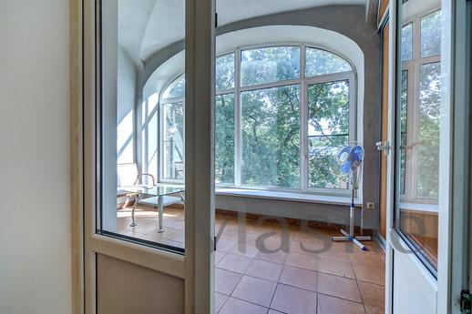 Apartment on Nevsky Prospekt, Saint Petersburg - apartment by the day
