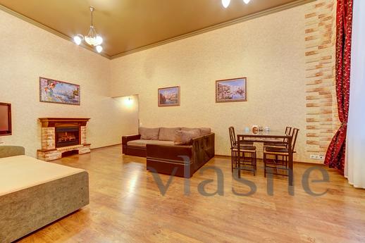 Apartment on Nevsky Prospekt 23, Saint Petersburg - apartment by the day